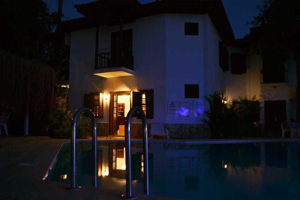 Oskay Hotel Дальян Екстер'єр фото