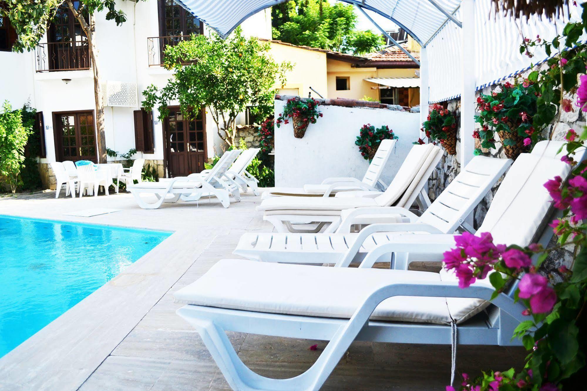 Oskay Hotel Дальян Екстер'єр фото